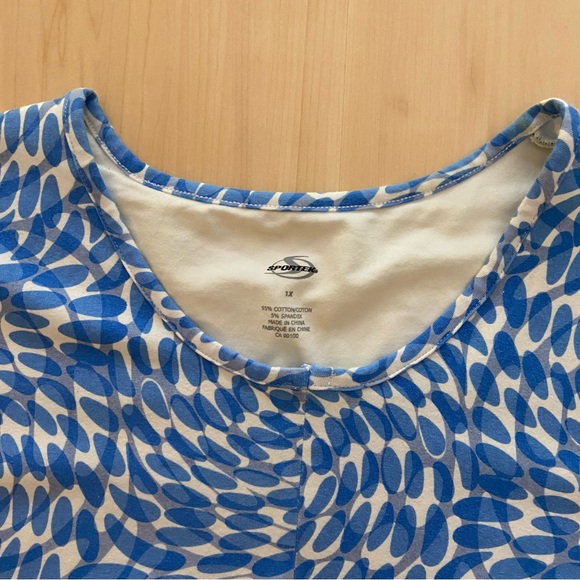 SPORTEK Plus Size 1X abstract floral tee shirt. 95% cotton, 5% Spandex. - Picture 9 of 9